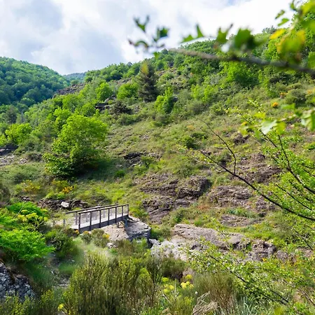 Tipi Nature A L'ombre Des Tilleuls A En Cevennes - Animaux Ferme Vialas